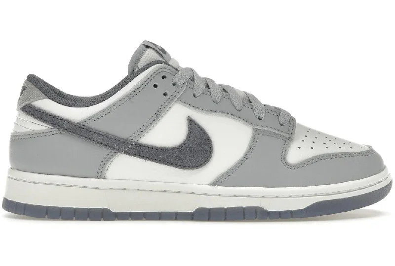 Nike Dunk Low SE Light Carbon