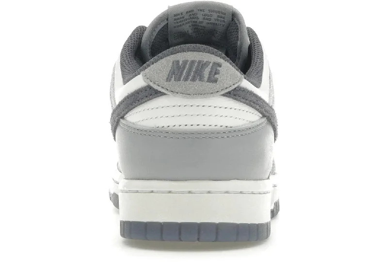 Nike Dunk Low SE Light Carbon