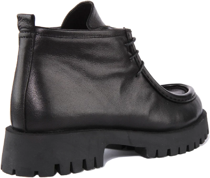 Judith Ankle Boots In Black