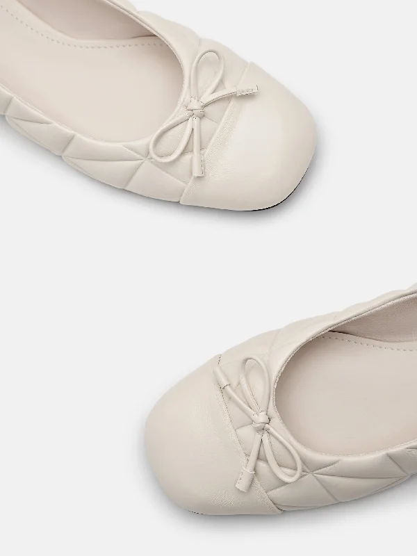 Kayla Leather Ballerina Flats in Pixel