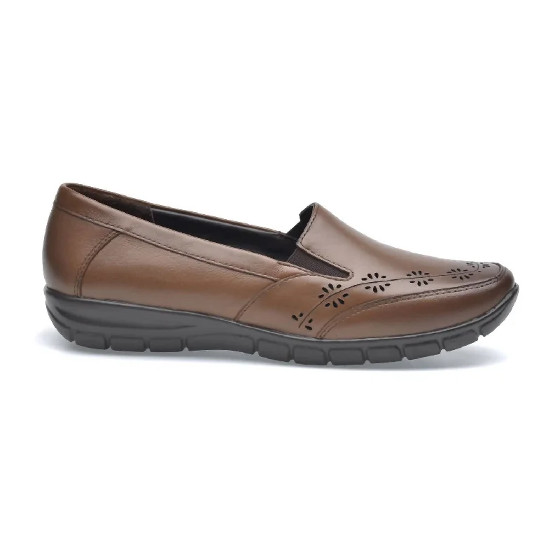 Lambskin Moccasin In Bison Brown